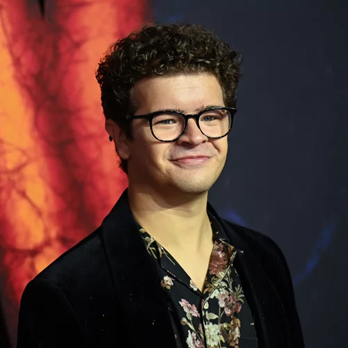 Stranger Things: Η γενετική πάθηση του Dustin που ελάχιστοι γνώριζαν – Τι είναι η κλειδοκρανιακή δυσπλασία