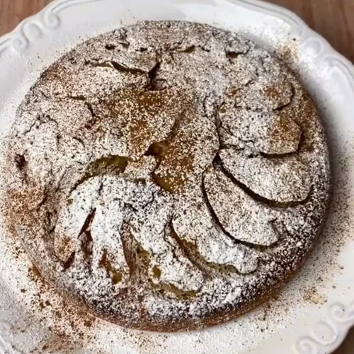 Μηλόπιτα στο τηγάνι: Η πιο εύκολη συνταγή από τον Πέτρο Συρίγο