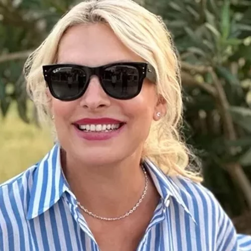 Η Ελένη Μενεγάκη υιοθέτησε ήδη το μεγαλύτερο nail trend του φθινοπώρου