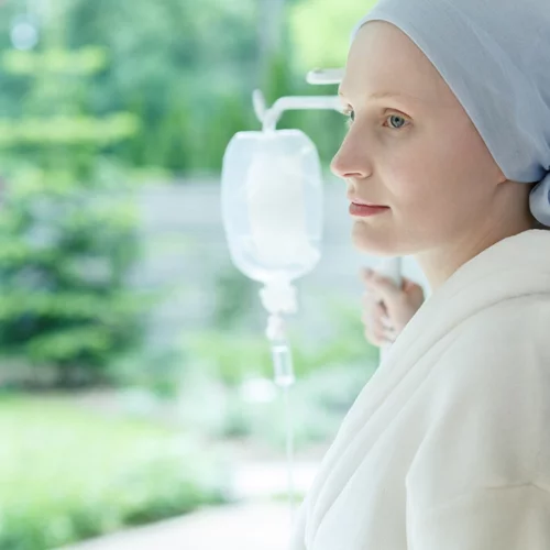 Η χημειοθεραπεία είναι μια δύσκολη θεραπεία - πώς θα αντιμετωπίσεις βασικές παρενέργειες