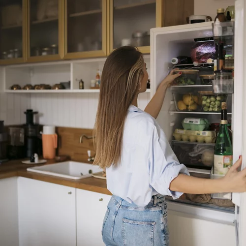 5 τροφές που απαγορεύεται να βάζεις στην πόρτα του ψυγείου