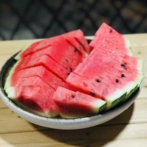 Η "δίαιτα καρπούζι" είναι viral – Τι είναι, πώς λειτουργεί και τι απαντούν οι διατροφολόγοι