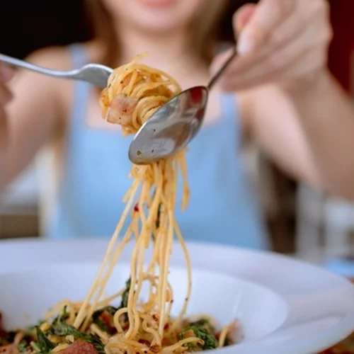 Υδατάνθρακες: Ποια είναι, τελικά, η ιδανική ποσότητα ημερησίως;