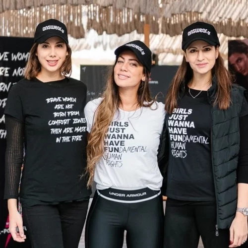 Η Answear συμμετείχε στο 10ο Ladies Run με τη νέα συλλογή SHERO του Answear.LAB, στέλνοντας το μεγαλύτερο μήνυμα γυναικείας ενδυνάμωσης