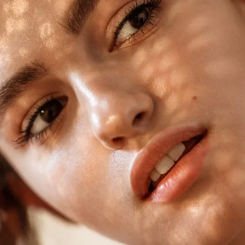 Πώς να δείχνεις φρέσκια χωρίς μακιγιάζ