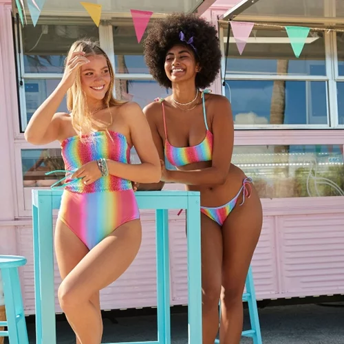 Positive Vibes | Η νέα συλλογή με μαγιό της Tezenis θα σε κάνει να ανυπομονείς περισσότερο για τις διακοπές