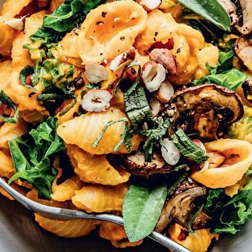 Μακαρονάδα με κρέμα κάστανου: Η πιο "χειμωνιάτικη" συνταγή για ζυμαρικά