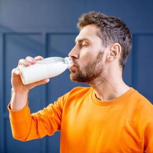 Σε ποια ηλικία πρέπει να κόψεις το γάλα, σύμφωνα με το Harvard