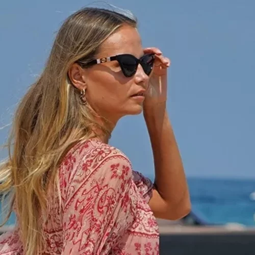 5 αρώματα που μυρίζουν σαν αντηλιακό και καλοκαιρινές διακοπές