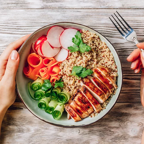 Οι καλύτερες πηγές πρωτεΐνης για αποκατάσταση από τον trainer-διατροφολόγο