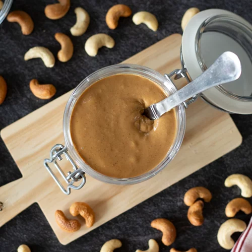 Πώς θα φτιάξεις βούτυρο από ξηρούς καρπούς στο σπίτι