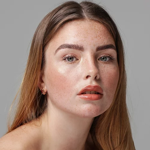 7 κακές συνήθειες που οδηγούν το δέρμα σου σε πρόωρη γήρανση