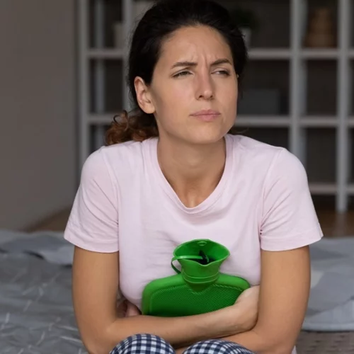 Έντονος πόνος περιόδου; Ίσως είναι σύμπτωμα ενδομητρίωσης