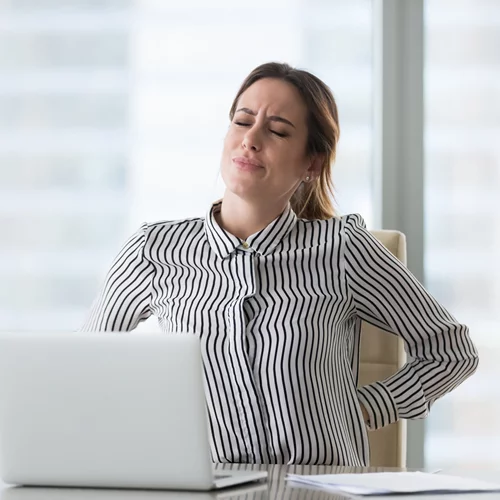 Απαλλάξου από τον πόνο στη μέση με αυτήν τη βιταμίνη