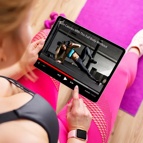 Fitness κανάλια του YouTube για να προπονείσαι στο σπίτι