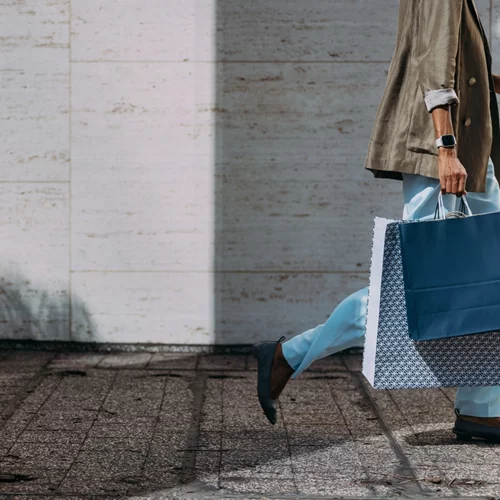 Η ψυχολογία της Black Friday: οι 2 παράγοντες που επηρεάζουν τις αγορές μας