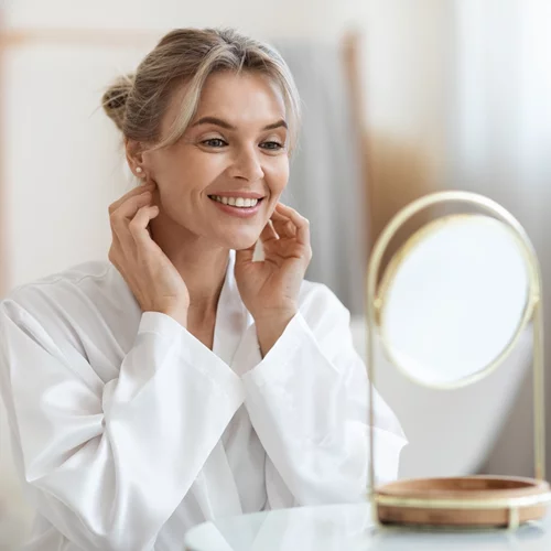 2 skincare μυστικά αντιγήρανσης που θα κάνουν τον χρόνο σύμμαχό σου