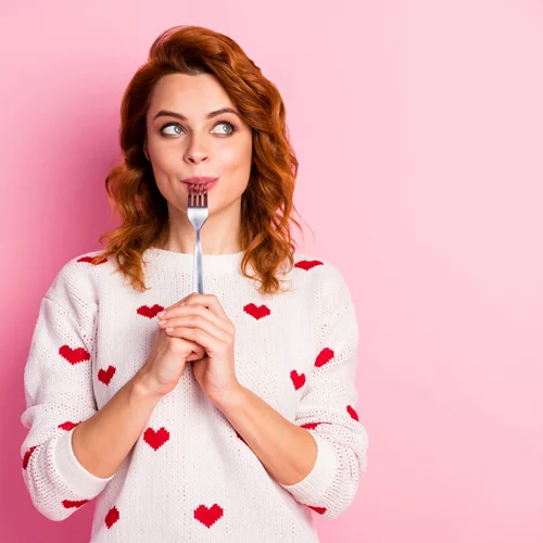 Γιατί πεινάς μετά από μεγάλα γεύματα; Την απάντηση δίνει η επιστήμη