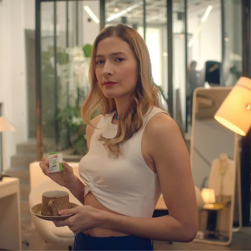 Η Ισμήνη Παπαβλασοπούλου πρωταγωνιστεί στη νέα καμπάνια των Sweet & Balance