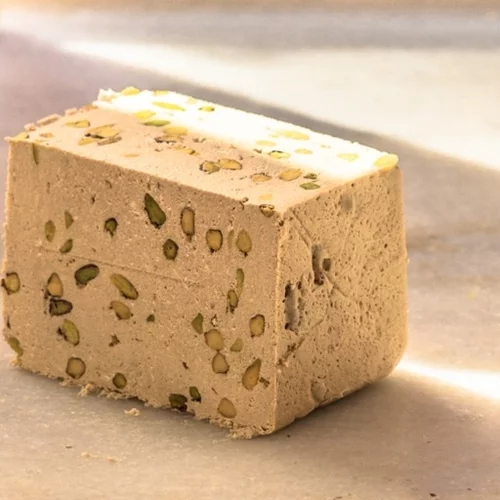 Σου περίσσεψε χαλβάς; Η πιο γρήγορη και νόστιμη ιδέα για να μην πάει χαμένος