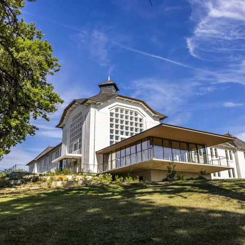 Πώς η La Roche-Posay ενισχύει το εύθραυστο κουράγιο των ατόμων με καρκίνο