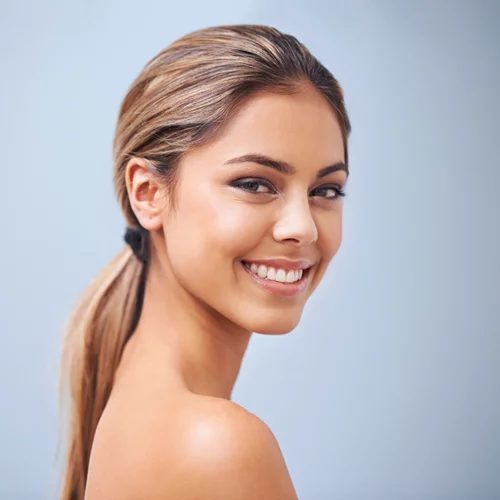 7 χτενίσματα για να αντιγράψεις στις διακοπές του Πάσχα