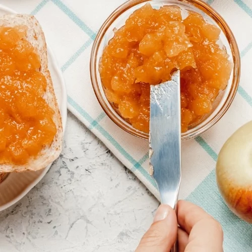 Σπιτική μαρμελάδα μήλου με 2 υλικά