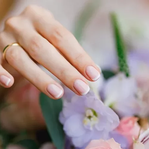 Παντρεύεσαι; Τα μανικιούρ που θα σε αναδείξουν στην πιο όμορφη νύφη της άνοιξης