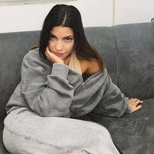 Μαρίλια Μητρούση: Μας δείχνει τους καλοσχηματισμένους κοιλιακούς της