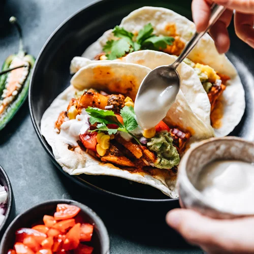 Τέσσερις συνταγές για γρήγορα vegan dips