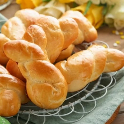 Συνταγή: Πασχαλινά κουλουράκια με άρωμα τσουρεκιού - Πολύ γευστικά και τραγανά