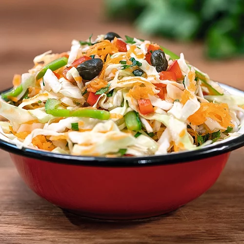 Πολίτικη λαχανοσαλάτα: Ιδανική για συνοδευτικό στο κρέας του πασχαλινού τραπεζιού