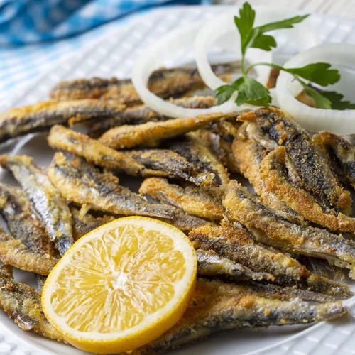 Σαρδέλες, ρέγγα, σολομός: Πώς μπορούν τα "καλά λίπη" της θάλασσας να μας προστατεύσουν;