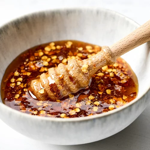 Viral παγκόσμιες συνταγές 2025: Τι μαγείρεψε ο πλανήτης φέτος;