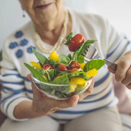 Η δημοφιλής δίαιτα που καταπολεμά την νόσο Αλτσχάιμερ
