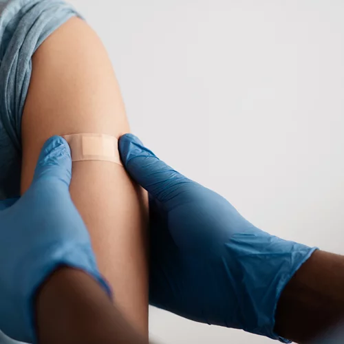 Τι πρέπει να γνωρίζεις για το εμβόλιο της γρίπης κατά τη διάρκεια της πανδημίας COVID-19