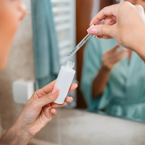 Πώς να ανακαλύψεις ποιο είναι το κατάλληλο serum για το πρόσωπό σου