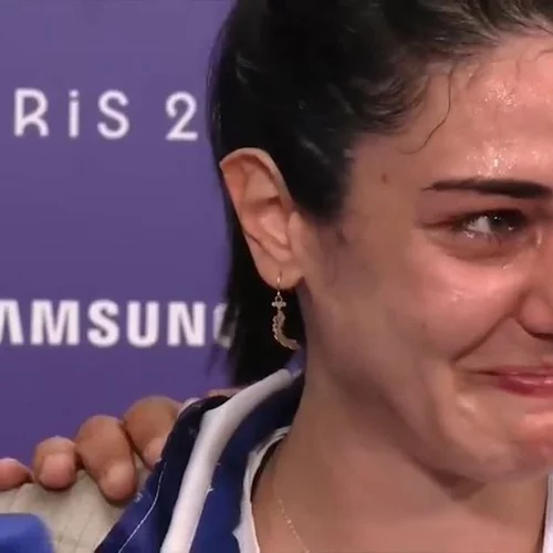 Ολυμπιακοί Αγώνες | Αποκλεισμός με οσμή σκανδάλου για τη Δώρα Γκουντούρα: "Είναι σκάνδαλο! Έπαιζε μία Γαλλίδα και έπρεπε να περάσει" δήλωσε ο προπονητής της