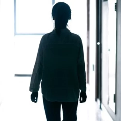 Σύνδρομο Rapunzel σε 14χρονη στη Θεσσαλονίκη: Αφαίρεσαν 700 γραμμάρια τρίχες από το στομάχι της - Ετρωγε τρίχες 12 χρονια