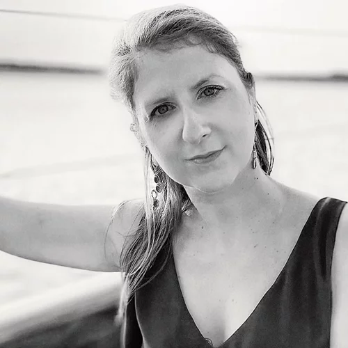 Breast cancer survivors: "Ήμουν μόλις 29 ετών όταν ψηλάφισα εντελώς τυχαία κάτι στο στήθος μου"