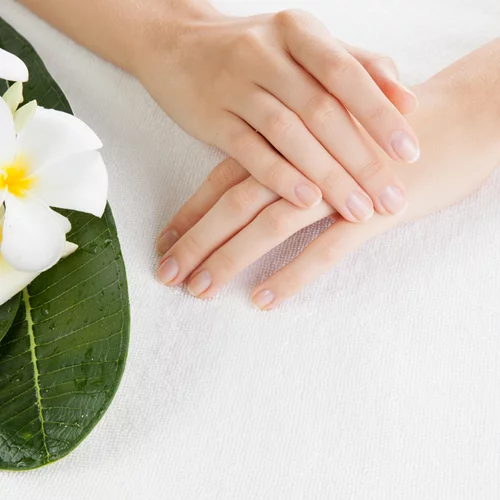 Γιατί τα νύχια γίνονται μπλε; Αιτίες που προκαλούν το φαινόμενο των μπλε νυχιών ή αλλιώς την κυάνωσή τους