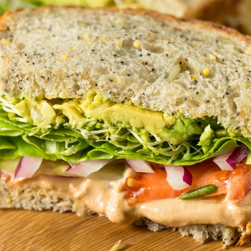 Τοστάκι για αποτοξίνωση: Ελαφριά υλικά που βοηθούν το σώμα να "καθαρίσει"