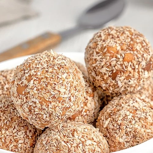 Μπάλες ενέργειας με γεύση carrot cake