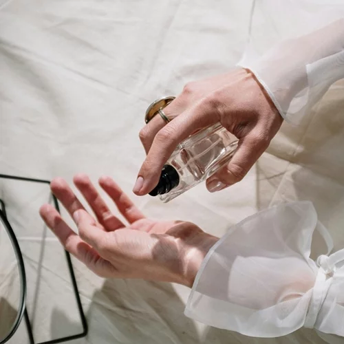 Αυτά είναι τα αρώματα που ξεχώρισαν το 2024