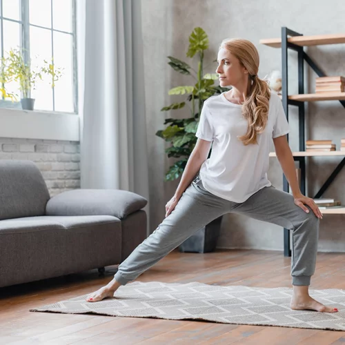 Πώς να "χτίσεις" γλουτούς χωρίς να πατήσεις καν το πόδι σου στο γυμναστήριο