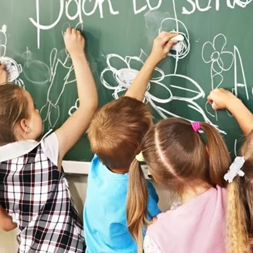 Παιδικές αρρώστιες: Αλλεργίες, κρεατάκια και αμυγδαλές και πώς αντιμετωπίζονται