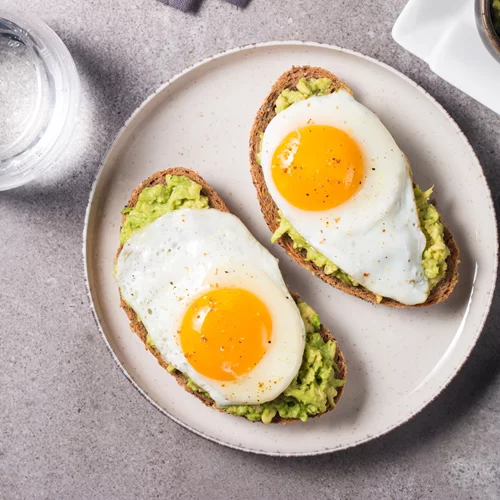 Πρόσθεσε αυτά τα 2 συστατικά στα αυγά | Ενισχύουν τη μνήμη, σύμφωνα με νευροεπιστήμονα