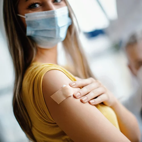 Όσα πρέπει να γνωρίζουμε για το πρωτεϊνικό εμβόλιο Novavax