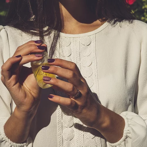 Γιατί δεν κρατάει πολύ το άρωμά μου; 5 tips για να το κάνεις να μυρίζει όλη μέρα