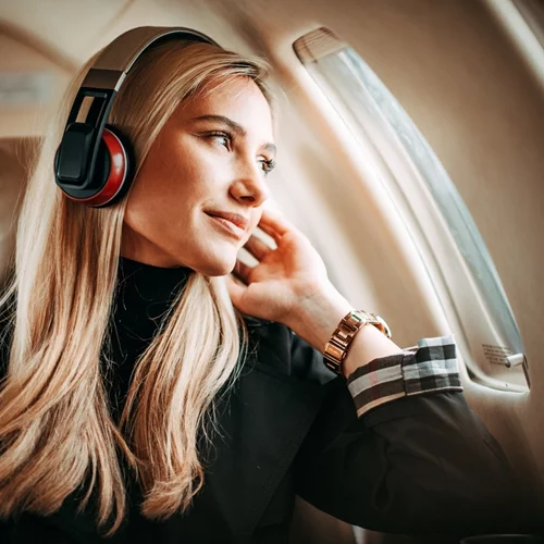 Flight mode: 3 SOS skincare tips για να είσαι πάντοτε ενυδατωμένη εν ώρα πτήσης